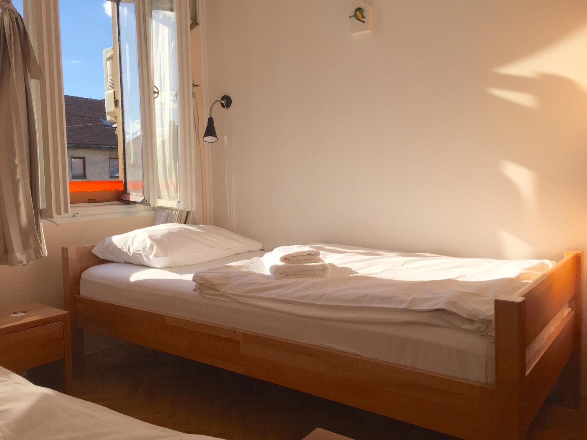 Pigeon Square Rooms ซาราเยโว ห้อง รูปภาพ