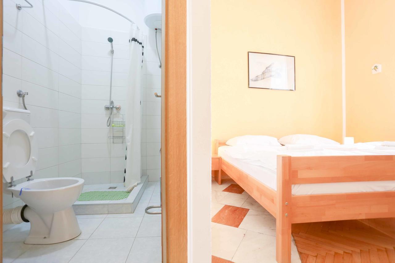 Pigeon Square Rooms ซาราเยโว ภายนอก รูปภาพ